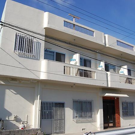Guesthouse Iyonchi Zamami Bagian luar foto
