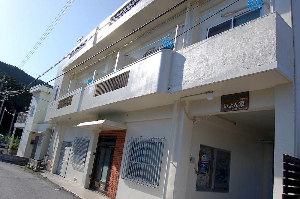 Guesthouse Iyonchi Zamami Bagian luar foto